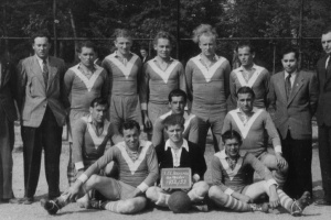 1953